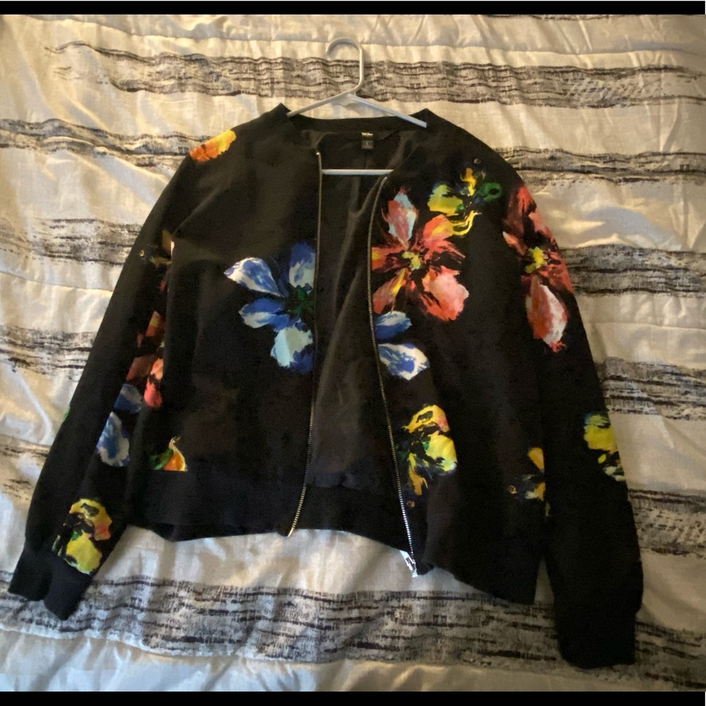 Black Multi color zip up jacket